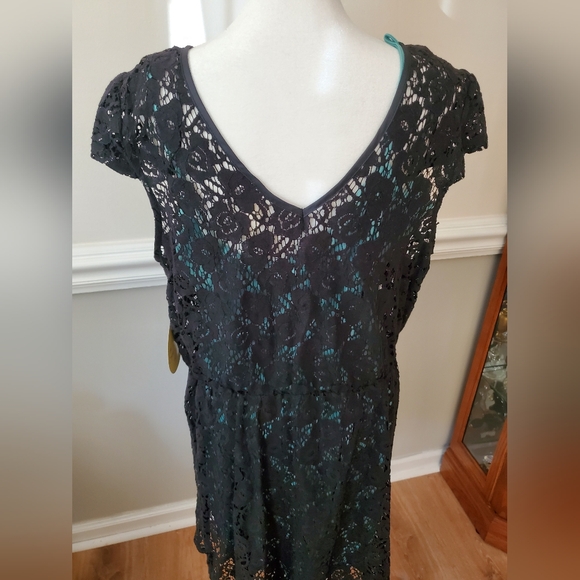 NWT Emma & Michele Lace Overlay Dress Size 16 - Picture 5 of 10